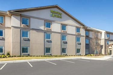 pet friendly hotels in cartersville ga|Pet.